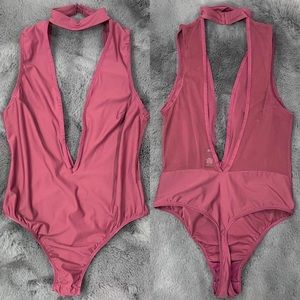 VICTORIAS SECRET Very Sexy Plunge Choker Neck Mesh Detail Stretch Thong Bodysuit